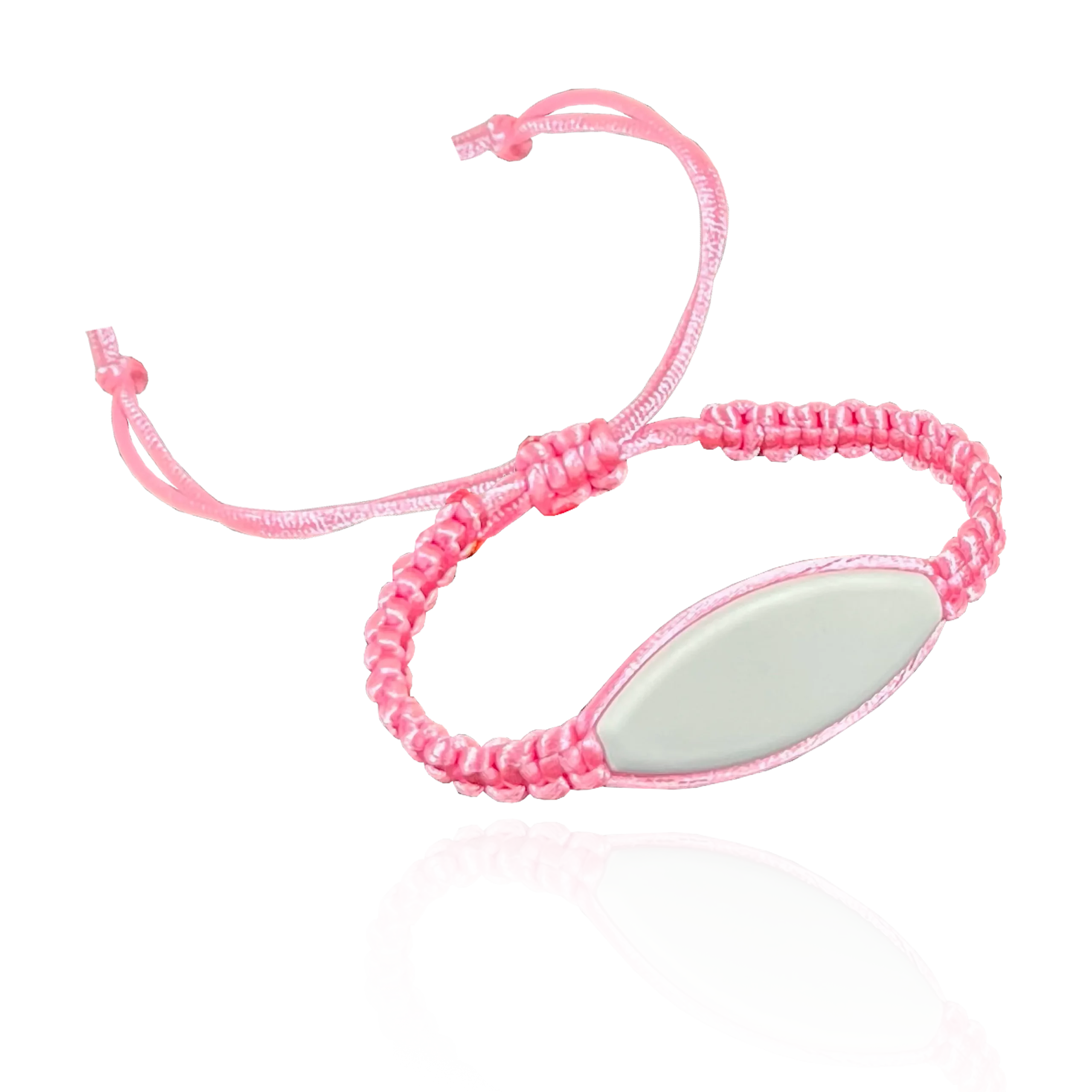 Bracelet personnalisable avec plaque vierge pour personnalisation facile.